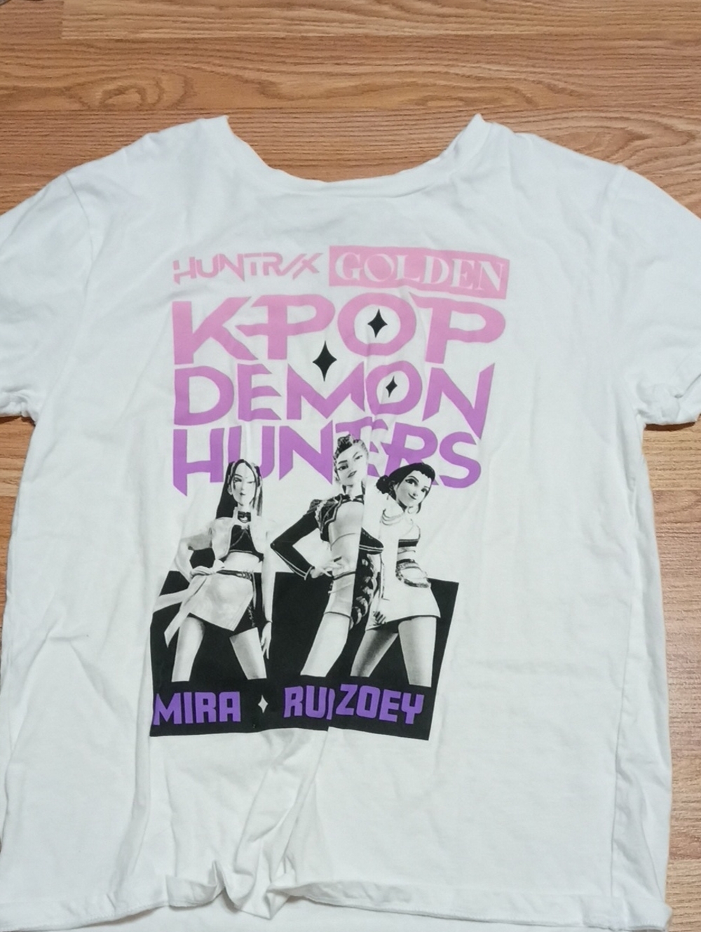 Netflix White K-Pop Demon Hunters Graphic Tee with Pink & Purple Print